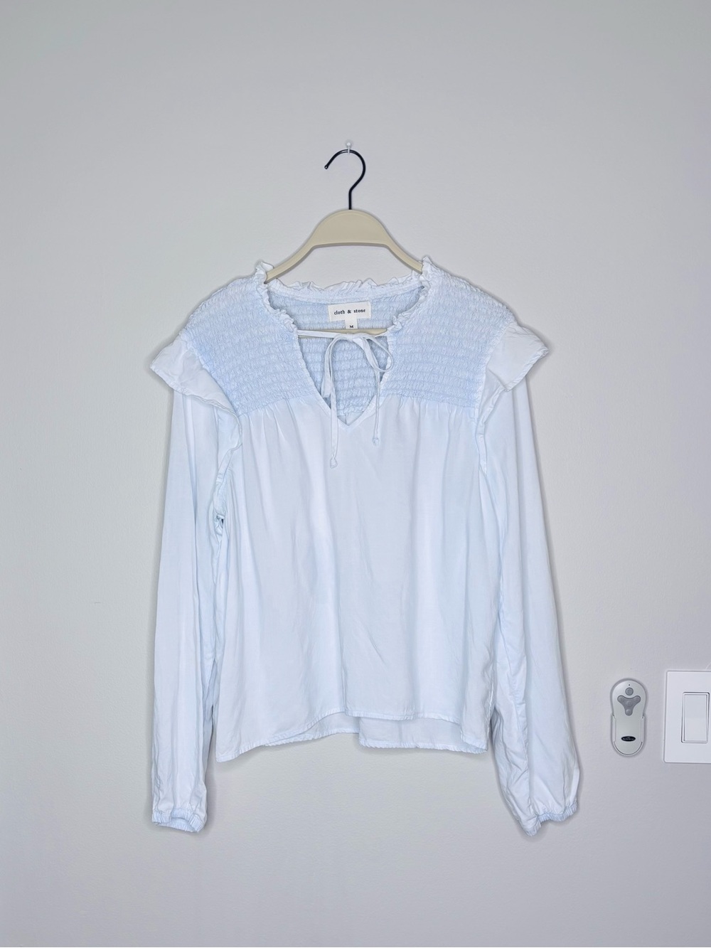 Cloth & Stone Light Blue Smocked Peasant Blouse Ruffle Sleeve Detail